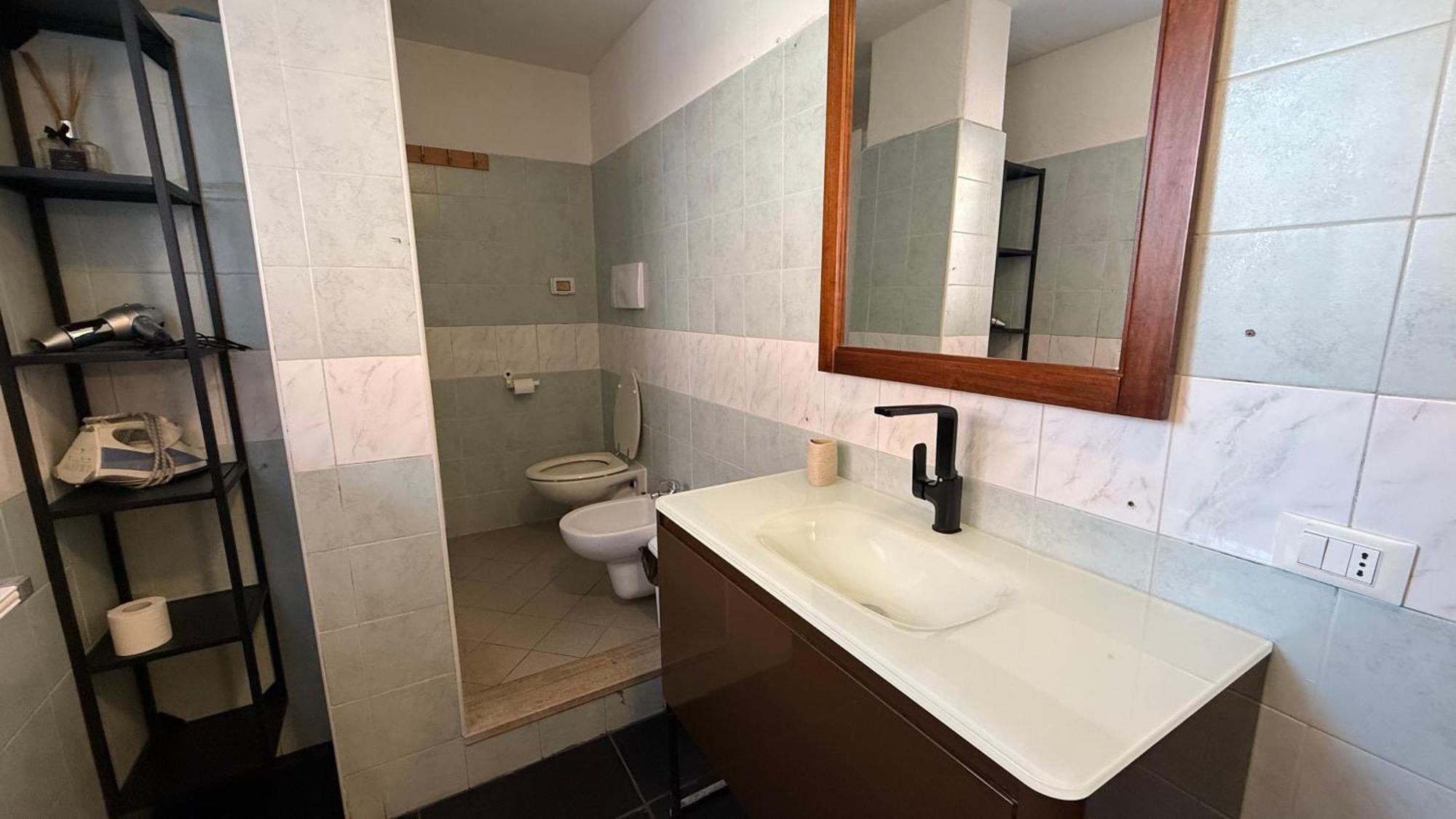 Dehomes - Relax & Business Apartments Buccinasco Buitenkant foto